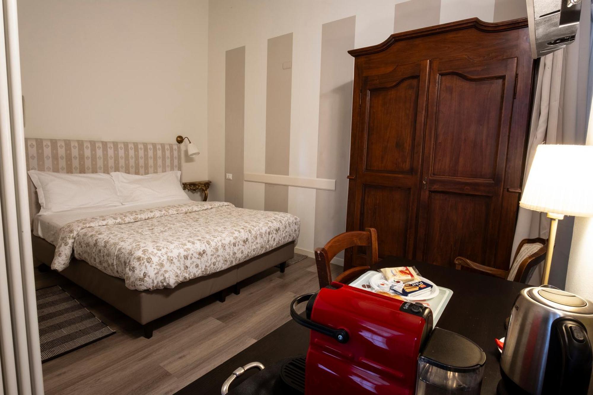 Hotel Il Cortiletto Piacenza Exterior foto