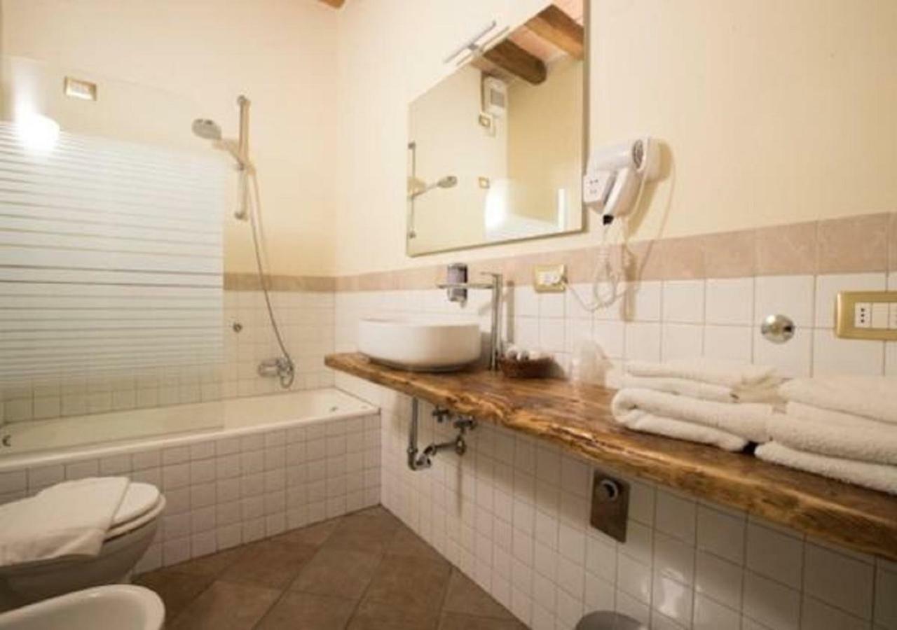 Hotel Il Cortiletto Piacenza Exterior foto