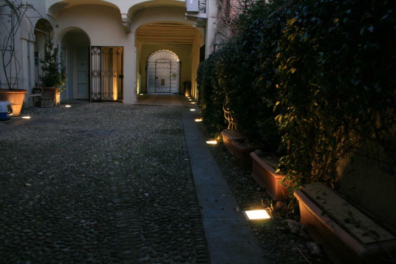 Hotel Il Cortiletto Piacenza Exterior foto